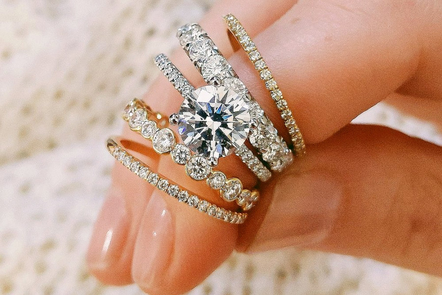 Buy Designer Jewellery Online Without Any Difficulty