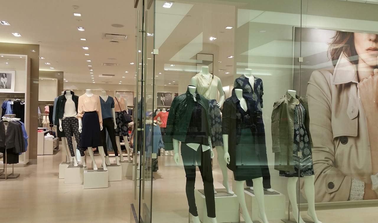 Staying Aware Of Trends In Fashion Boutiques