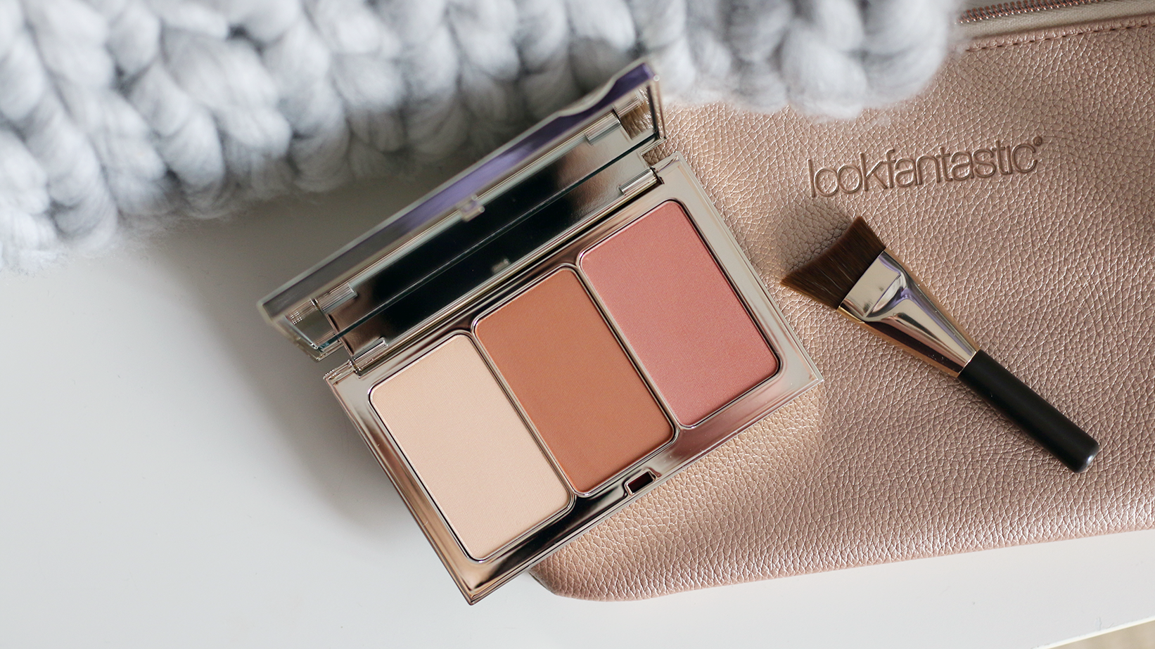 Purchase High-Quality Contouring Make Up From Clarins