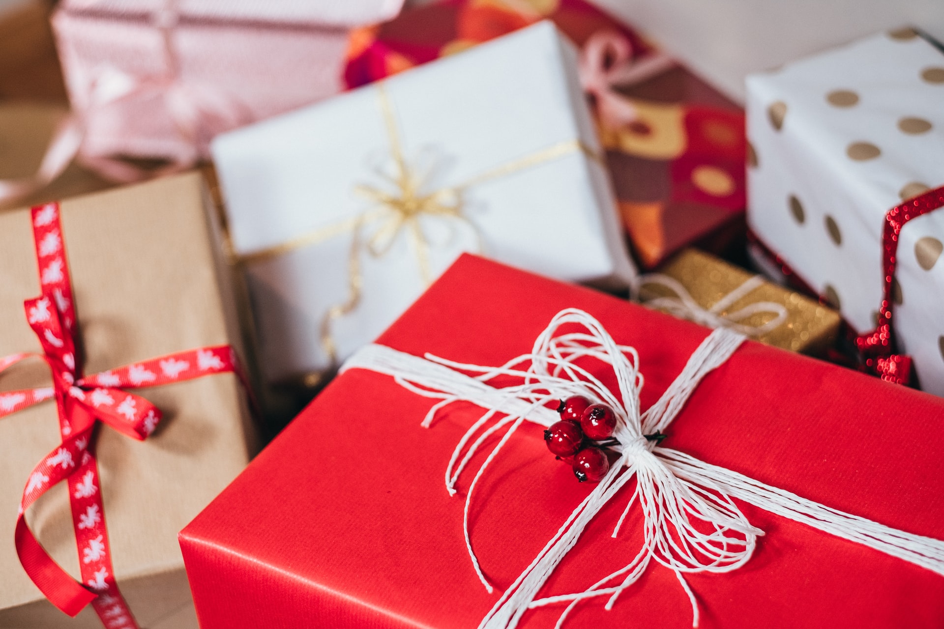 How to Make Your Gifts Look More Unique