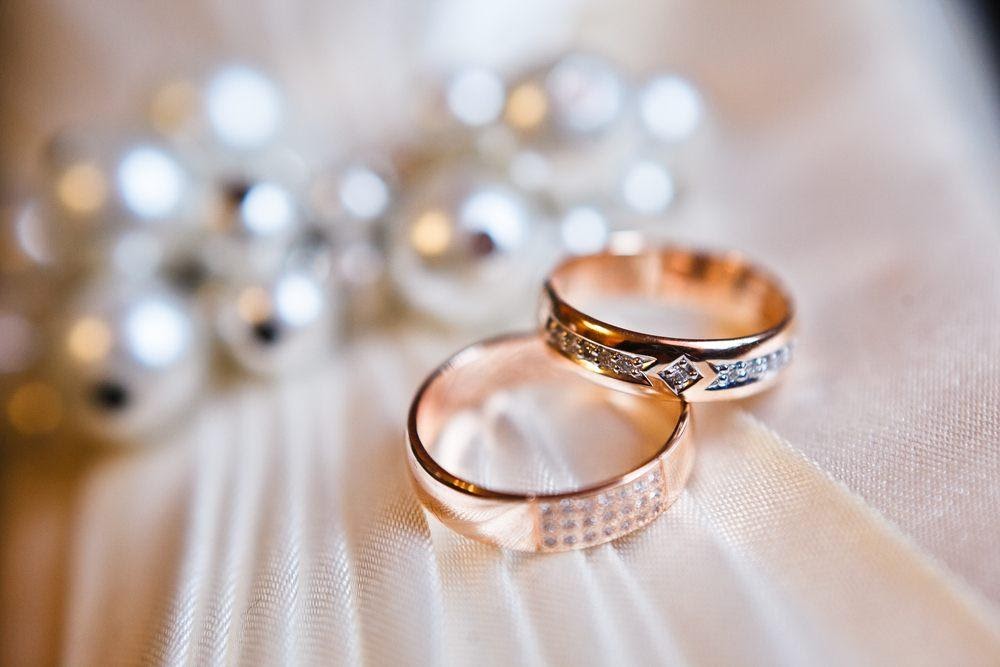 Modern Wedding Bands For Every Modern Men & Women